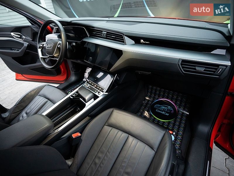Внедорожник / Кроссовер Audi e-tron 2021 в Луцке