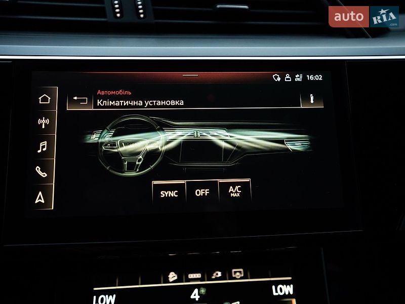 Позашляховик / Кросовер Audi e-tron 2021 в Луцьку