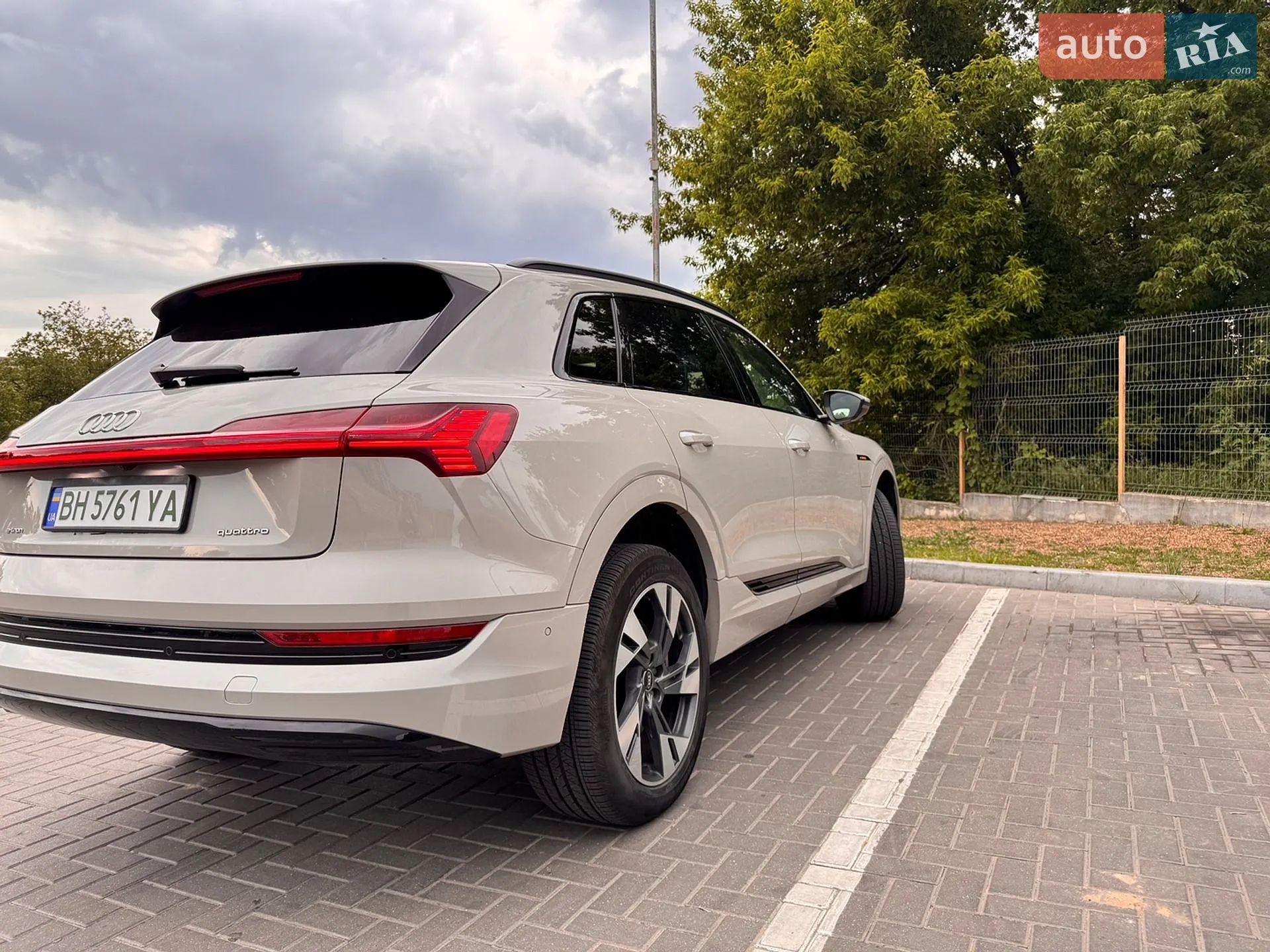 2021 Audi e-tron - мініатюра 8