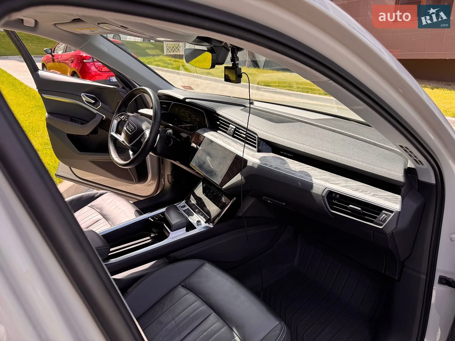 2021 Audi e-tron - мініатюра 33