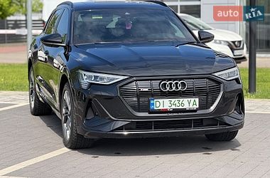 Позашляховик / Кросовер Audi e-tron 2019 в Мукачевому
