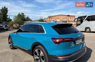 Позашляховик / Кросовер Audi e-tron 2019 в Харкові