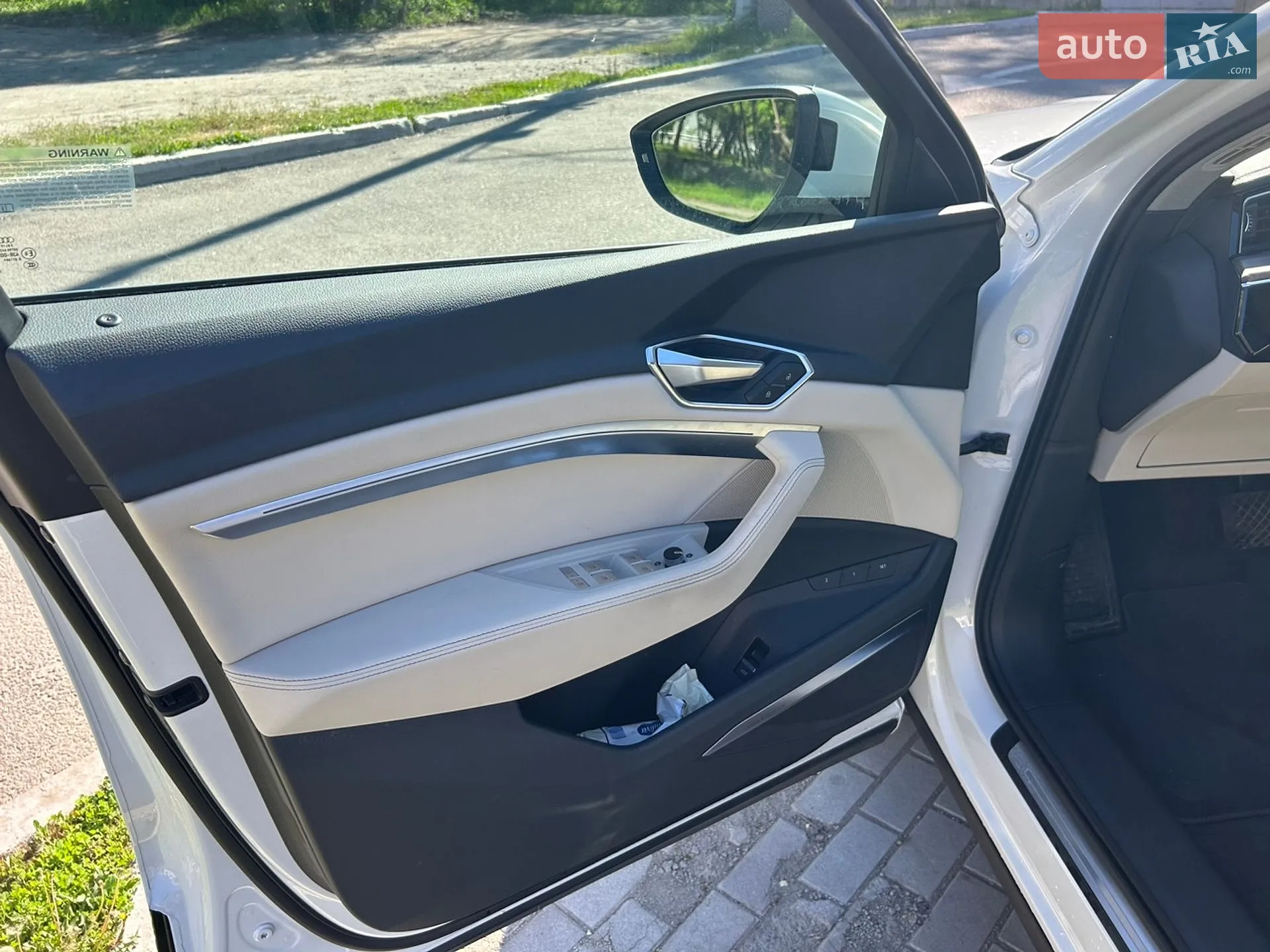 2019 Audi e-tron - мініатюра 19