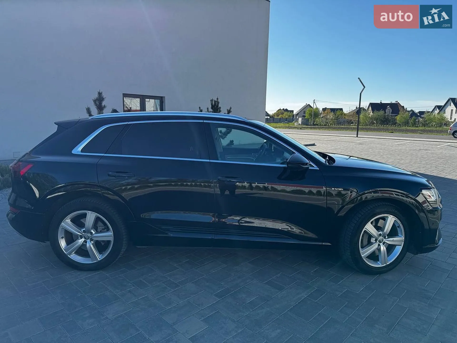 2019 Audi e-tron - мініатюра 5