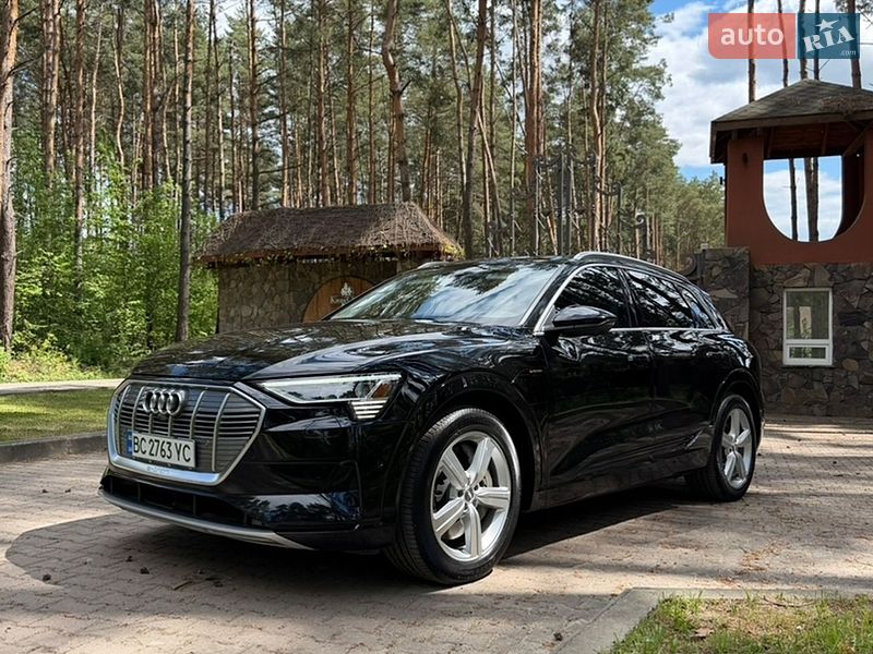 Внедорожник / Кроссовер Audi e-tron 2019 в Львове