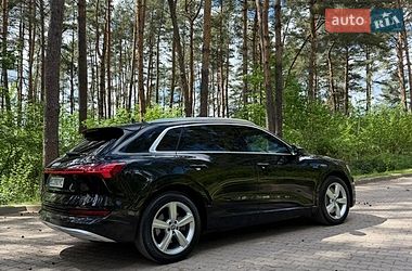 Внедорожник / Кроссовер Audi e-tron 2019 в Львове