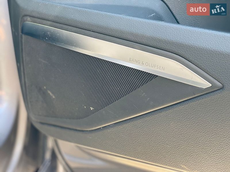Внедорожник / Кроссовер Audi e-tron 2019 в Киеве