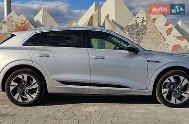 Внедорожник / Кроссовер Audi e-tron 2021 в Львове