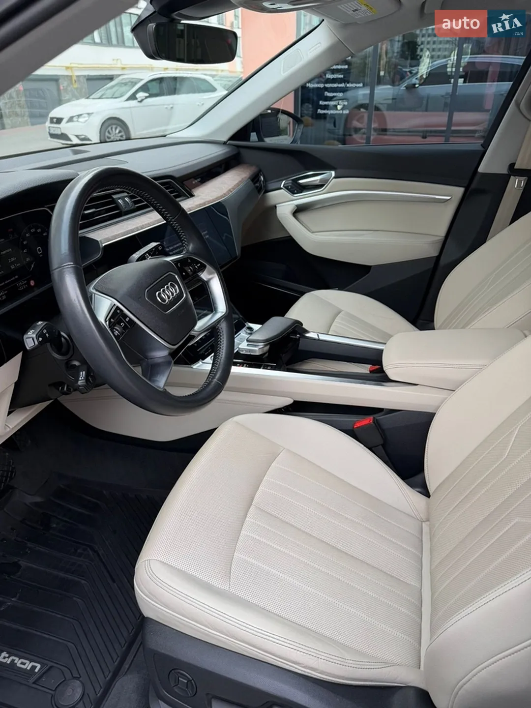 2019 Audi e-tron - мініатюра 54