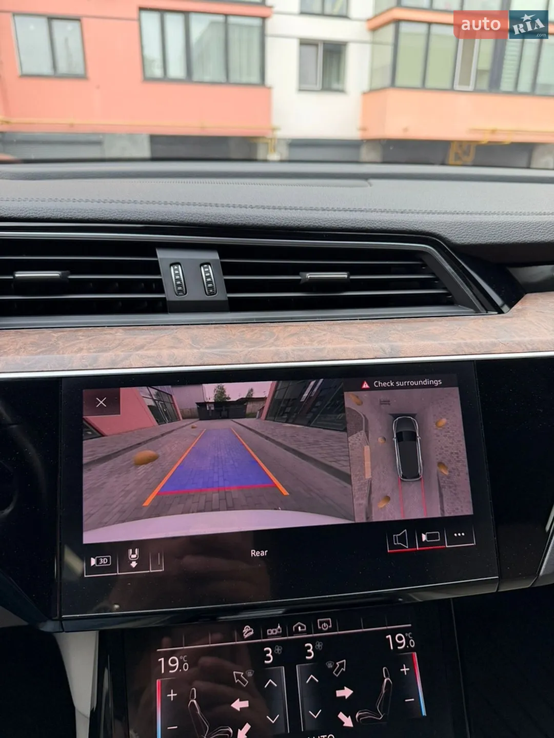 2019 Audi e-tron - мініатюра 69