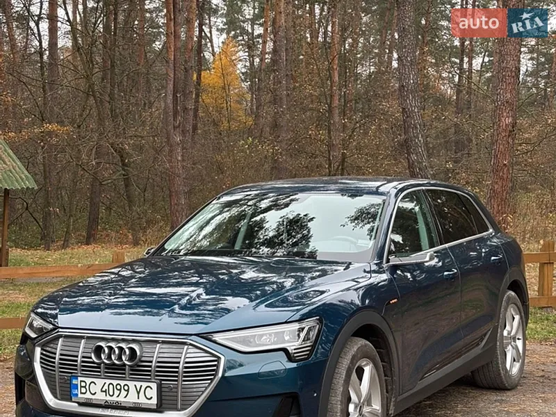 Audi e-tron 2021