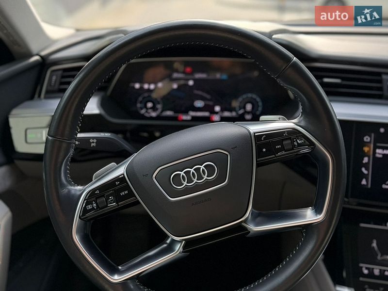 Позашляховик / Кросовер Audi e-tron 2020 в Львові