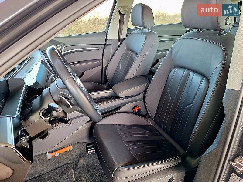 Позашляховик / Кросовер Audi e-tron 2019 в Тернополі