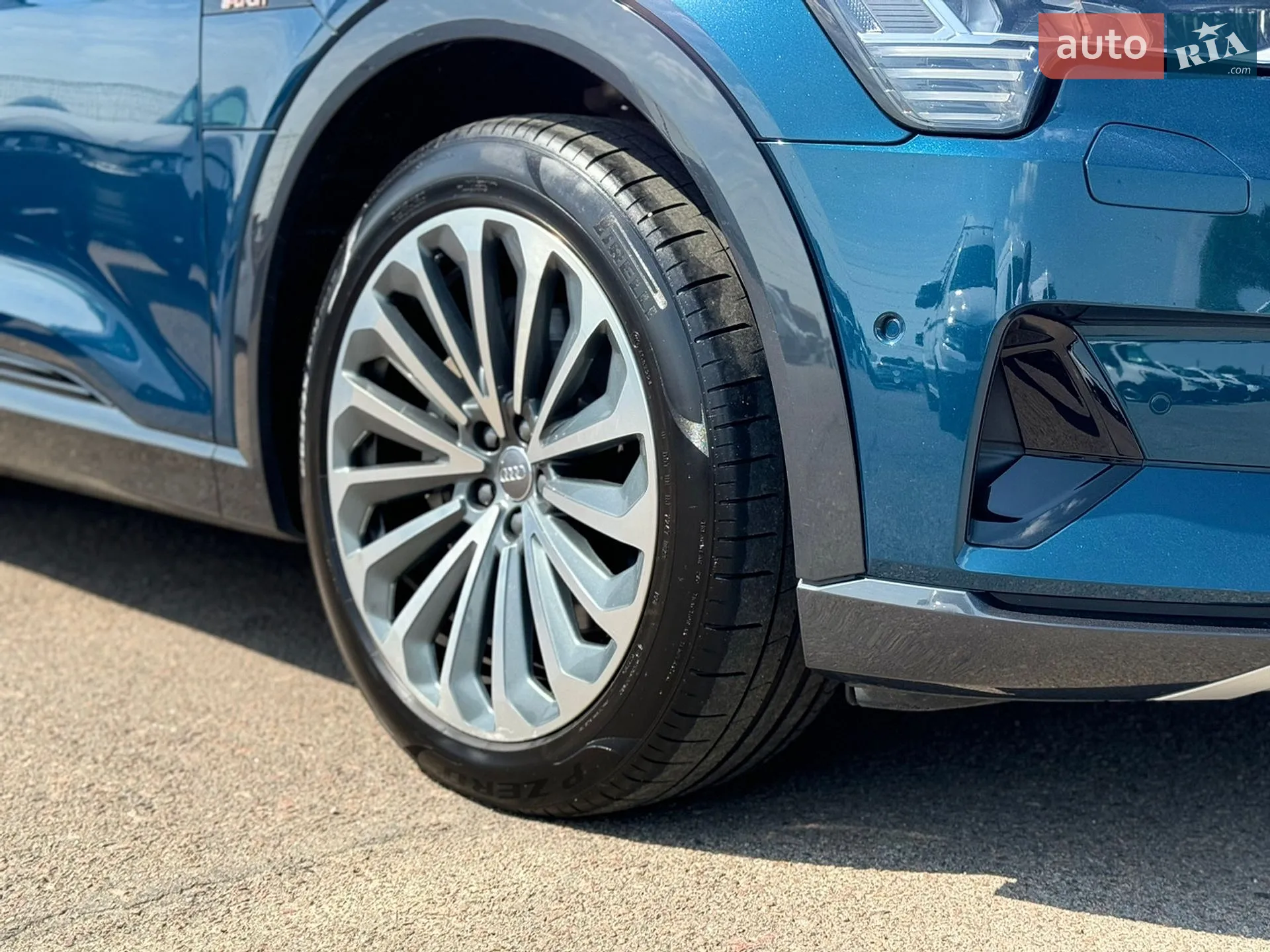 2019 Audi e-tron - мініатюра 24