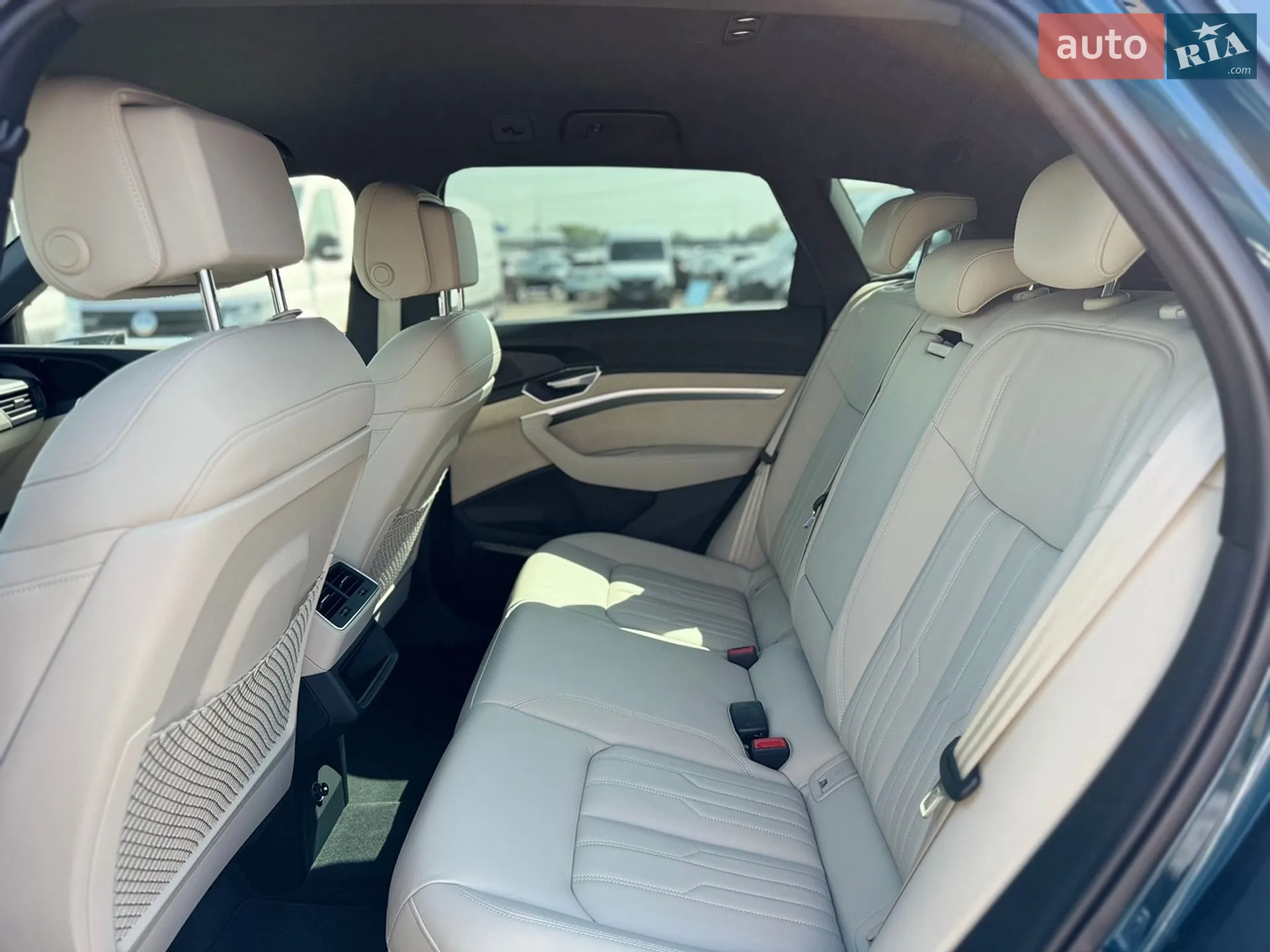 2019 Audi e-tron - мініатюра 93