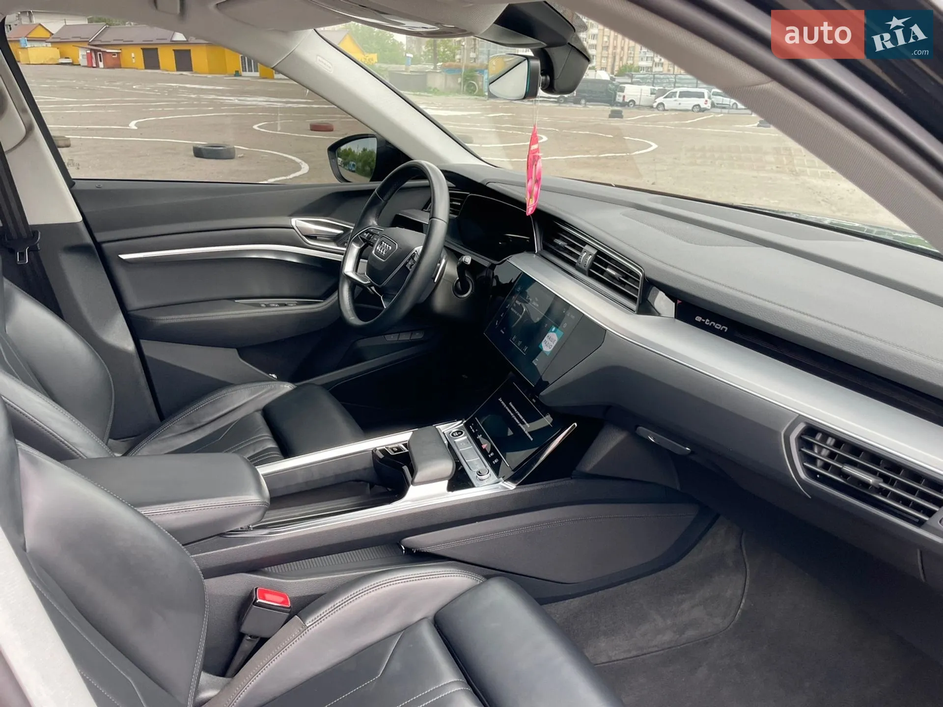 2021 Audi e-tron - мініатюра 30