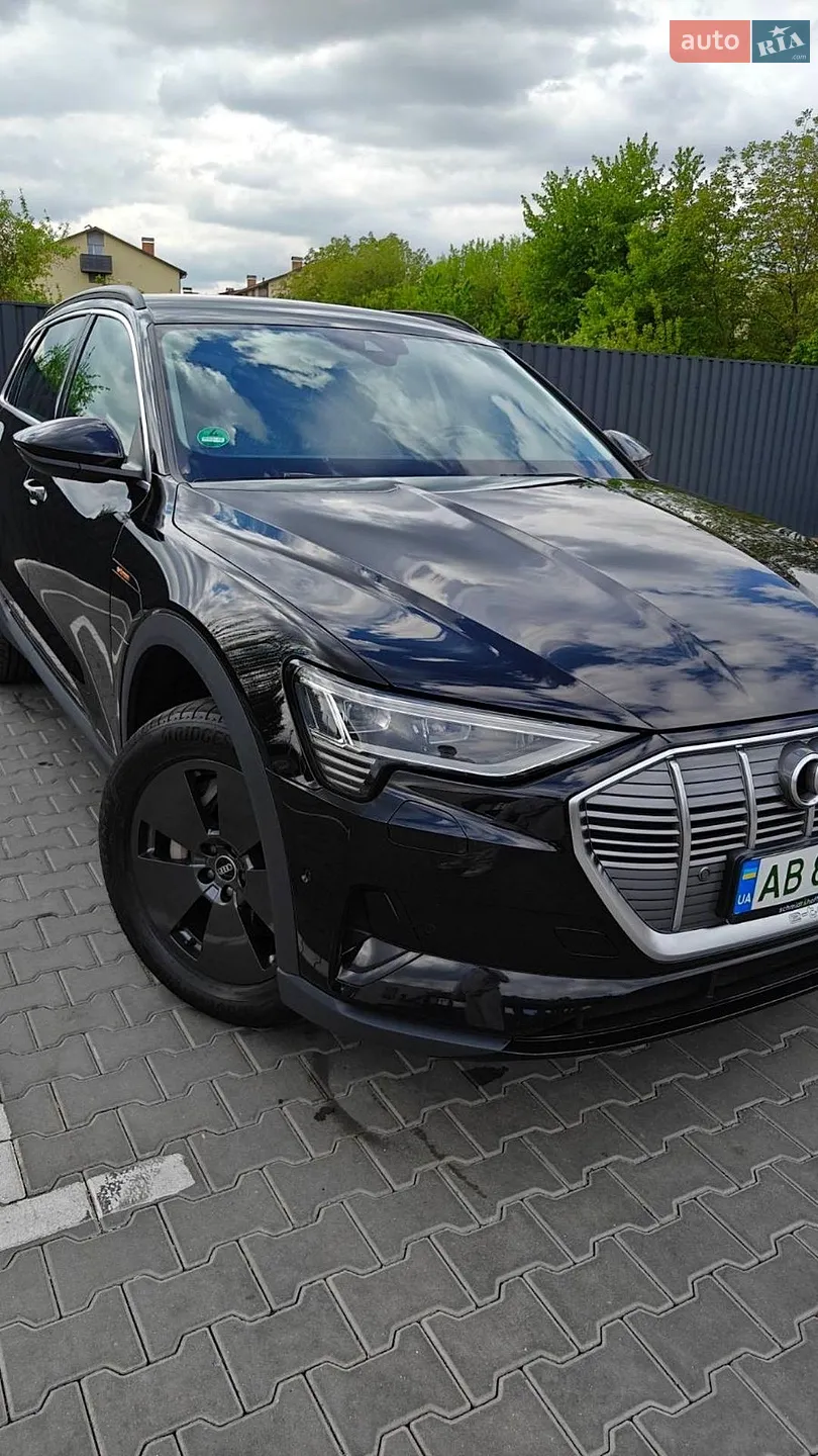 2021 Audi e-tron - мініатюра 11