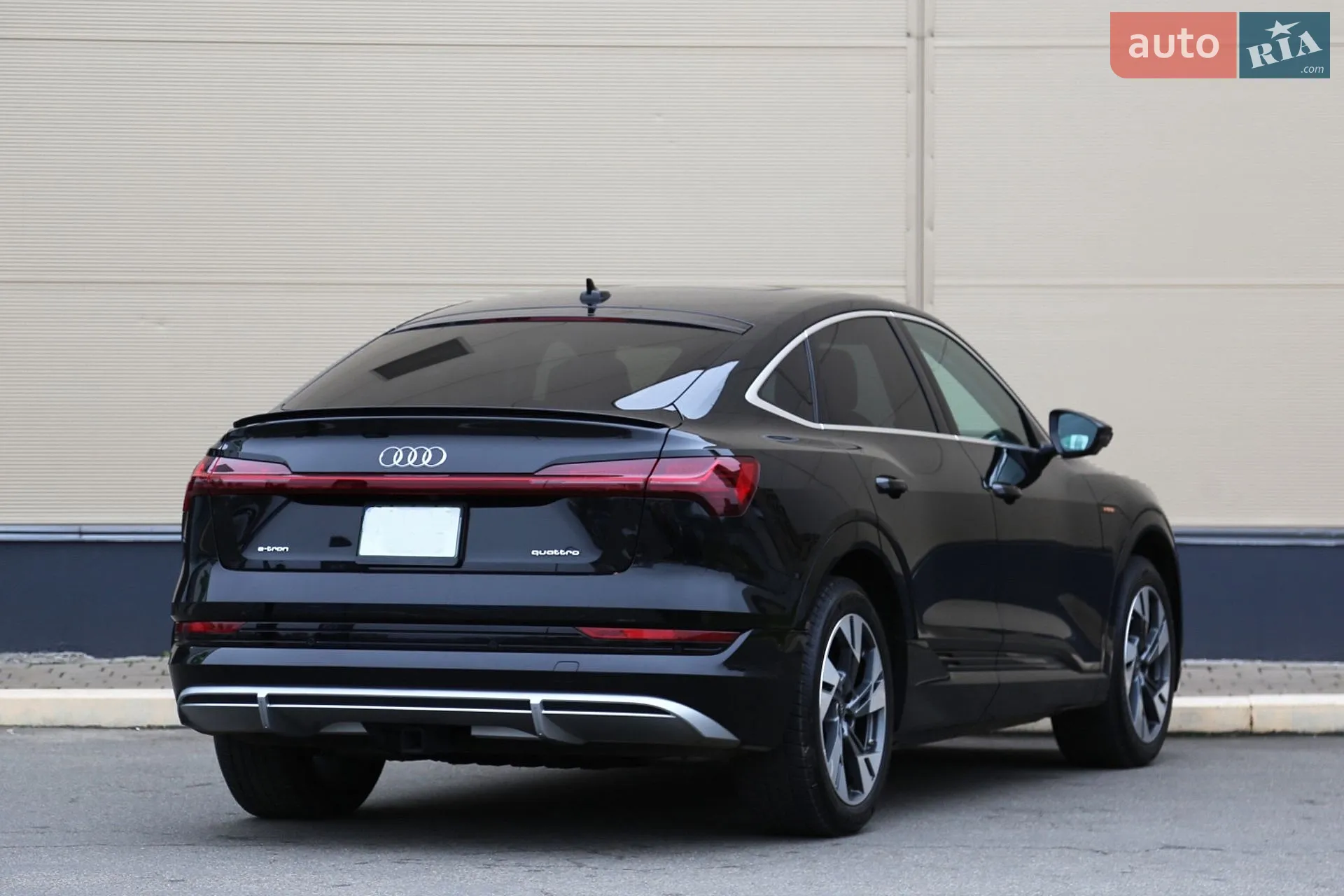 2022 Audi e-tron - мініатюра 5