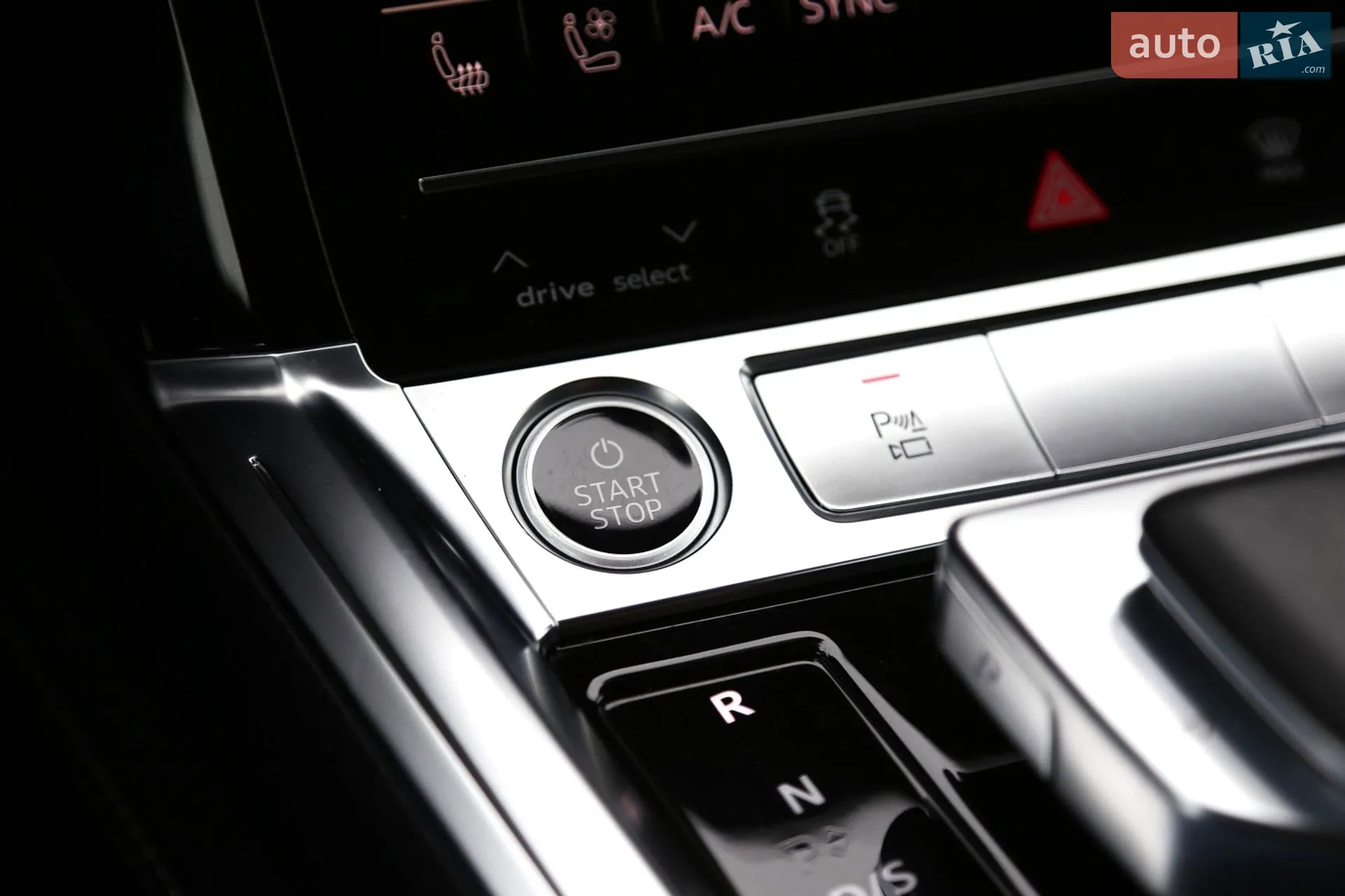 2022 Audi e-tron - мініатюра 27
