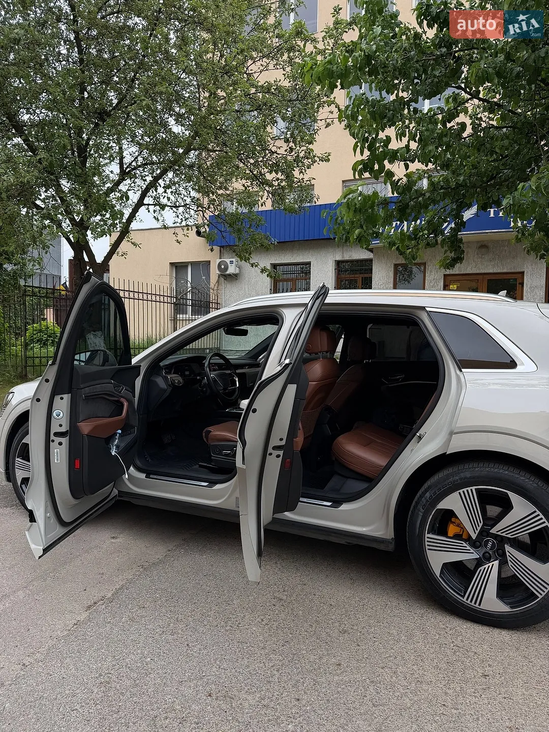 2021 Audi e-tron - мініатюра 7