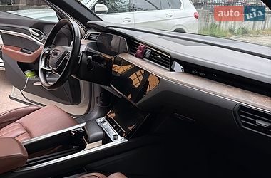Внедорожник / Кроссовер Audi e-tron 2021 в Львове фото 12 Внедорожник / Кроссовер Audi e-tron 2021 в Львове