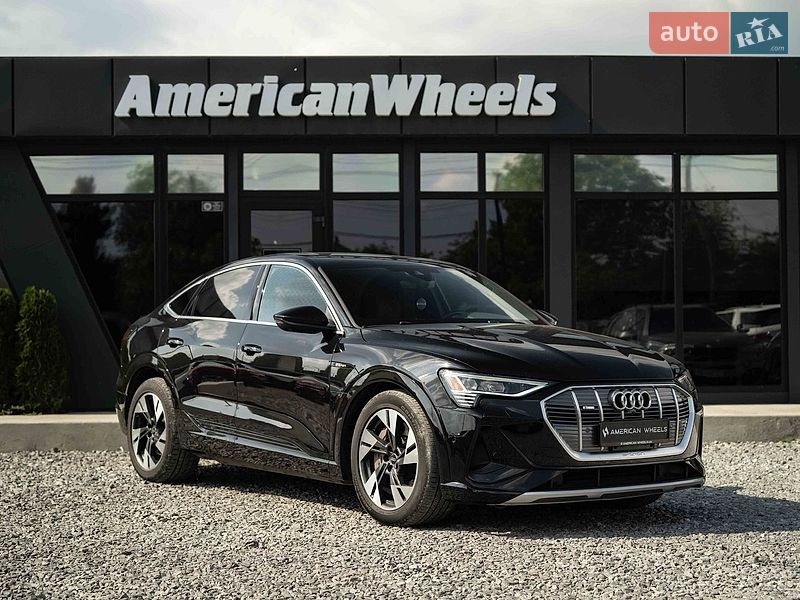 Внедорожник / Кроссовер Audi e-tron 2022 в Черновцах