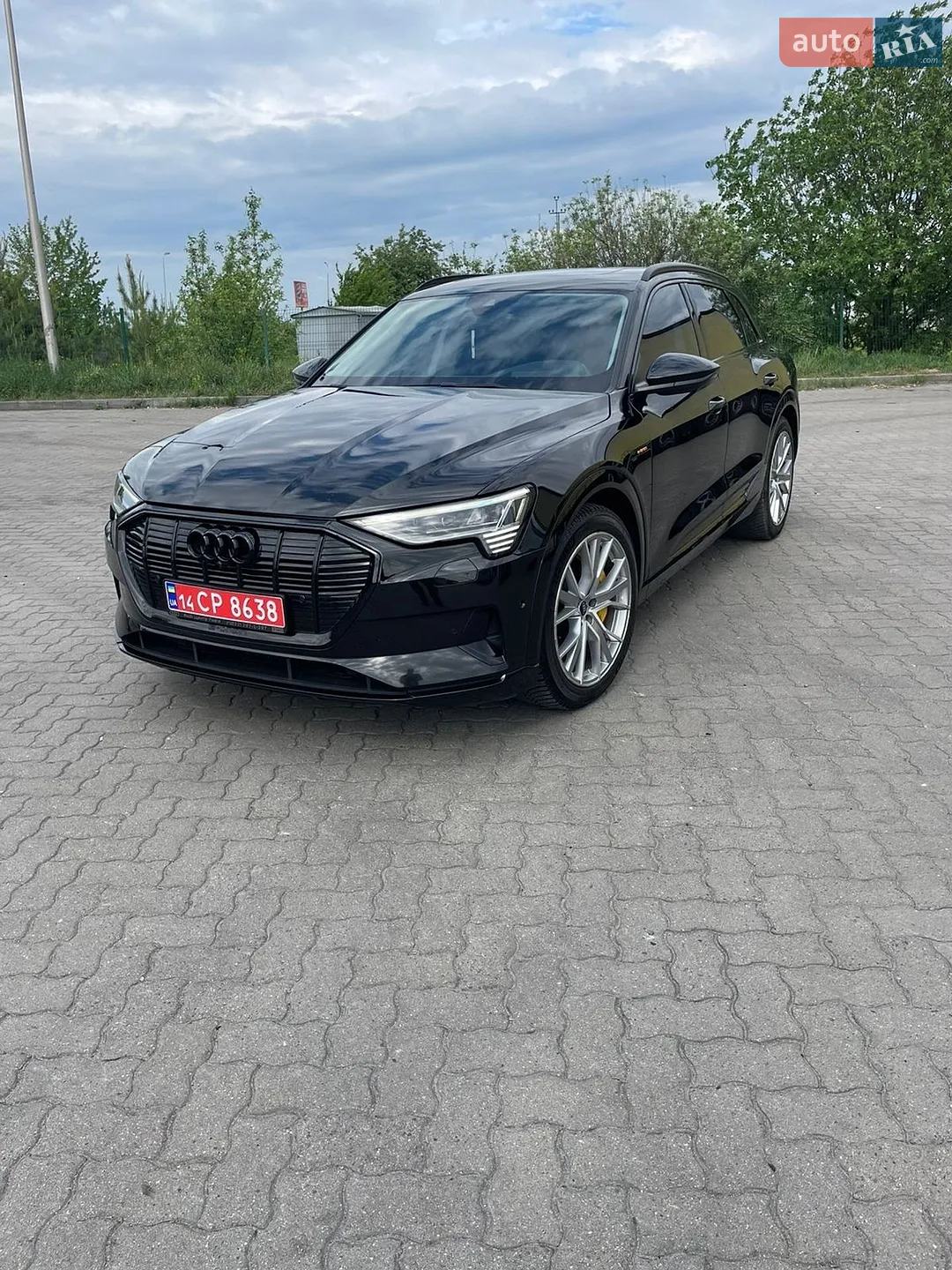 2020 Audi e-tron - мініатюра 3