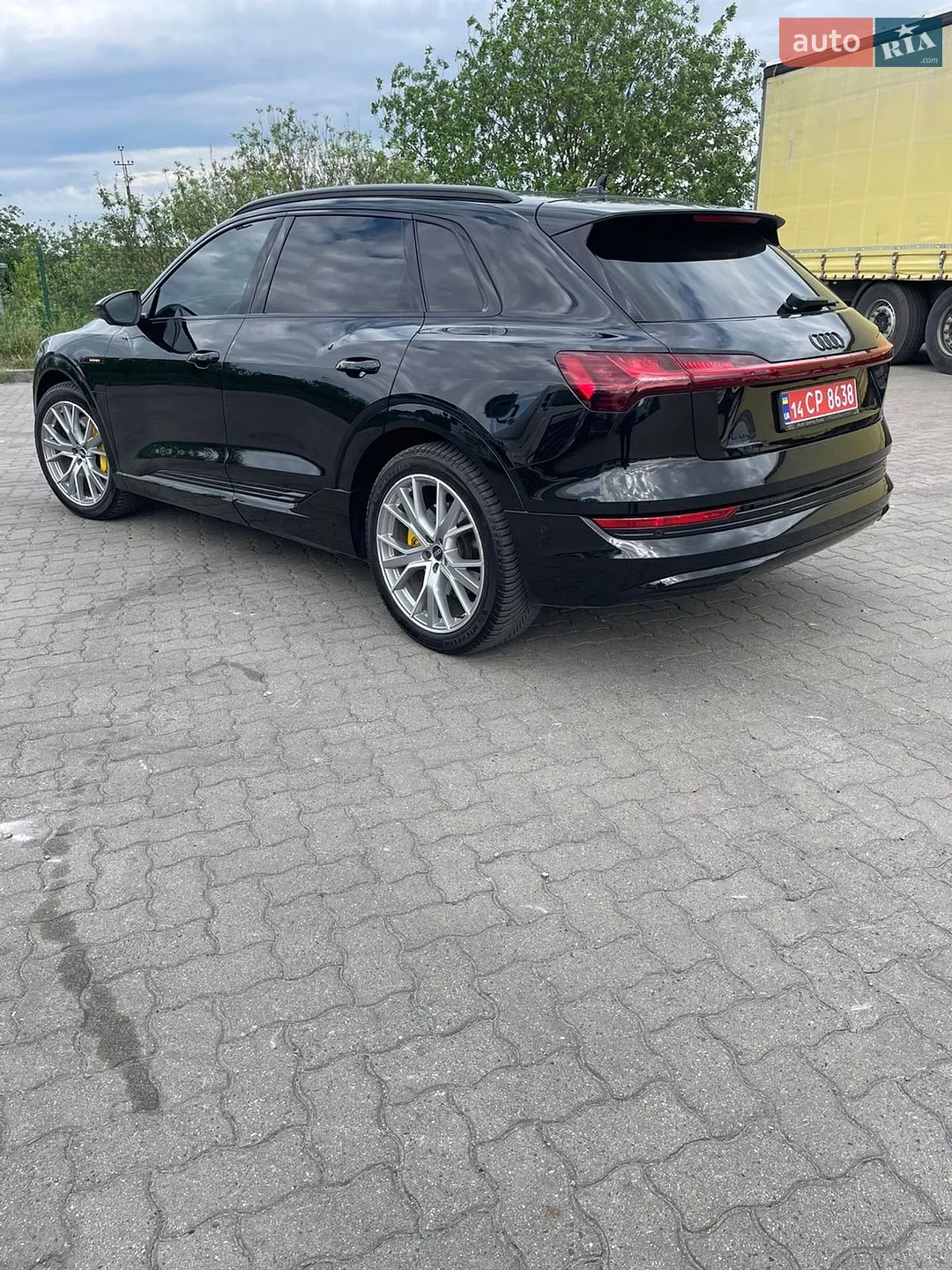 2020 Audi e-tron - мініатюра 10
