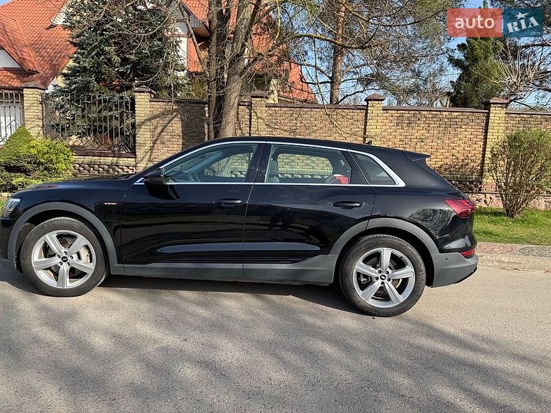 Внедорожник / Кроссовер Audi e-tron 2021 в Львове фото 5 Внедорожник / Кроссовер Audi e-tron 2021 в Львове
