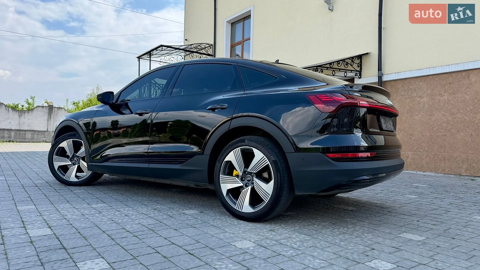 2021 Audi e-tron - мініатюра 5