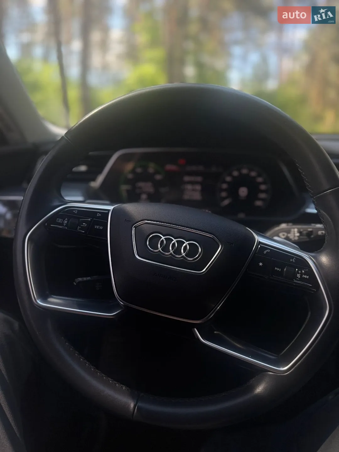 2020 Audi e-tron - мініатюра 18