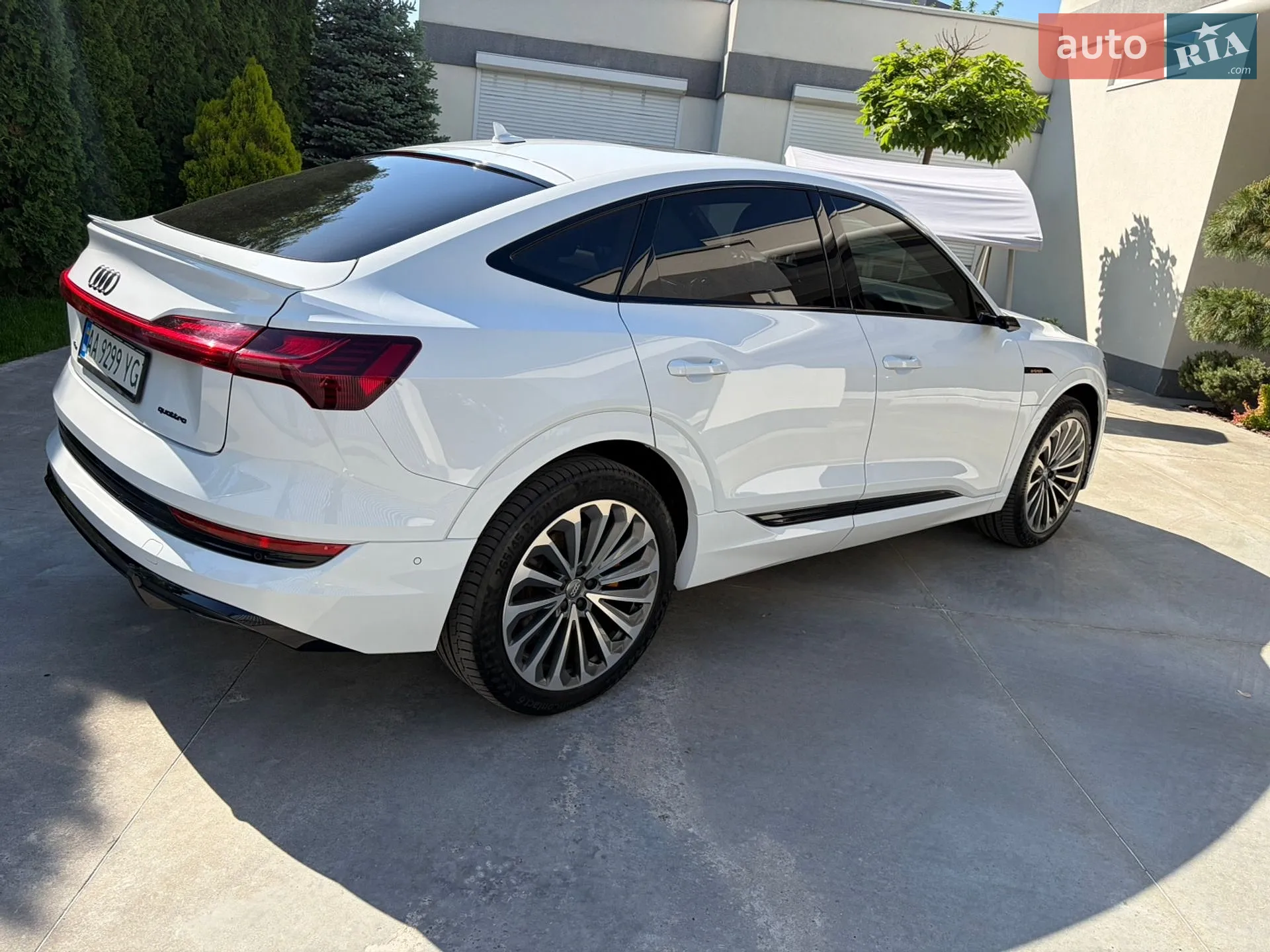 2021 Audi e-tron - мініатюра 7