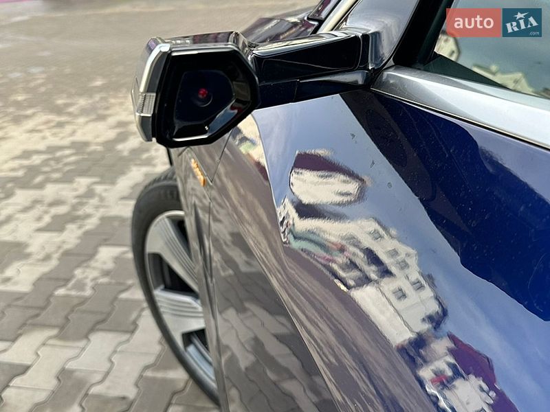 Внедорожник / Кроссовер Audi e-tron 2020 в Львове