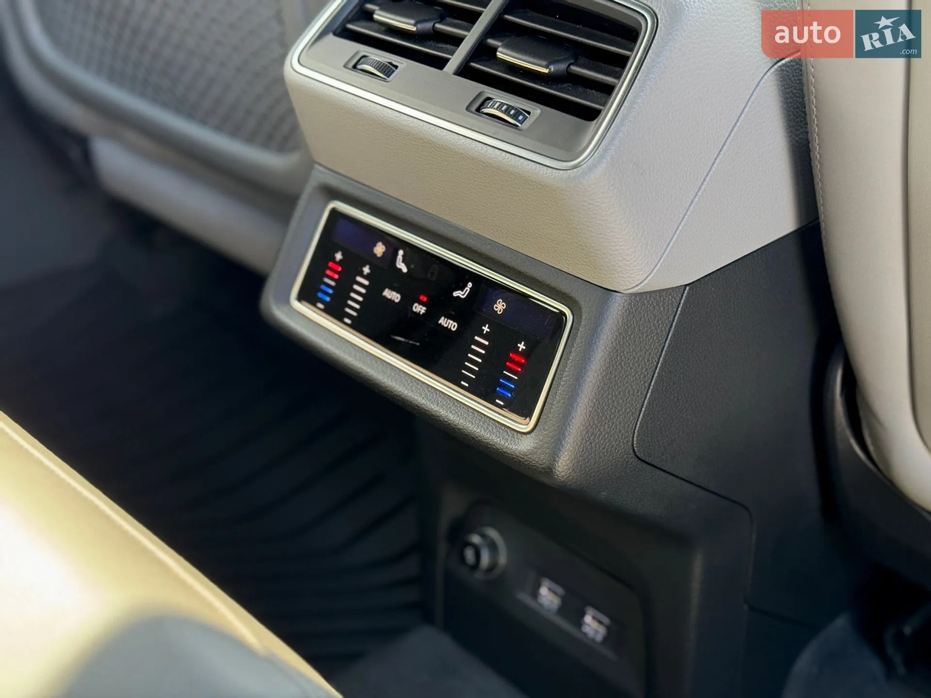 2018 Audi e-tron - мініатюра 34
