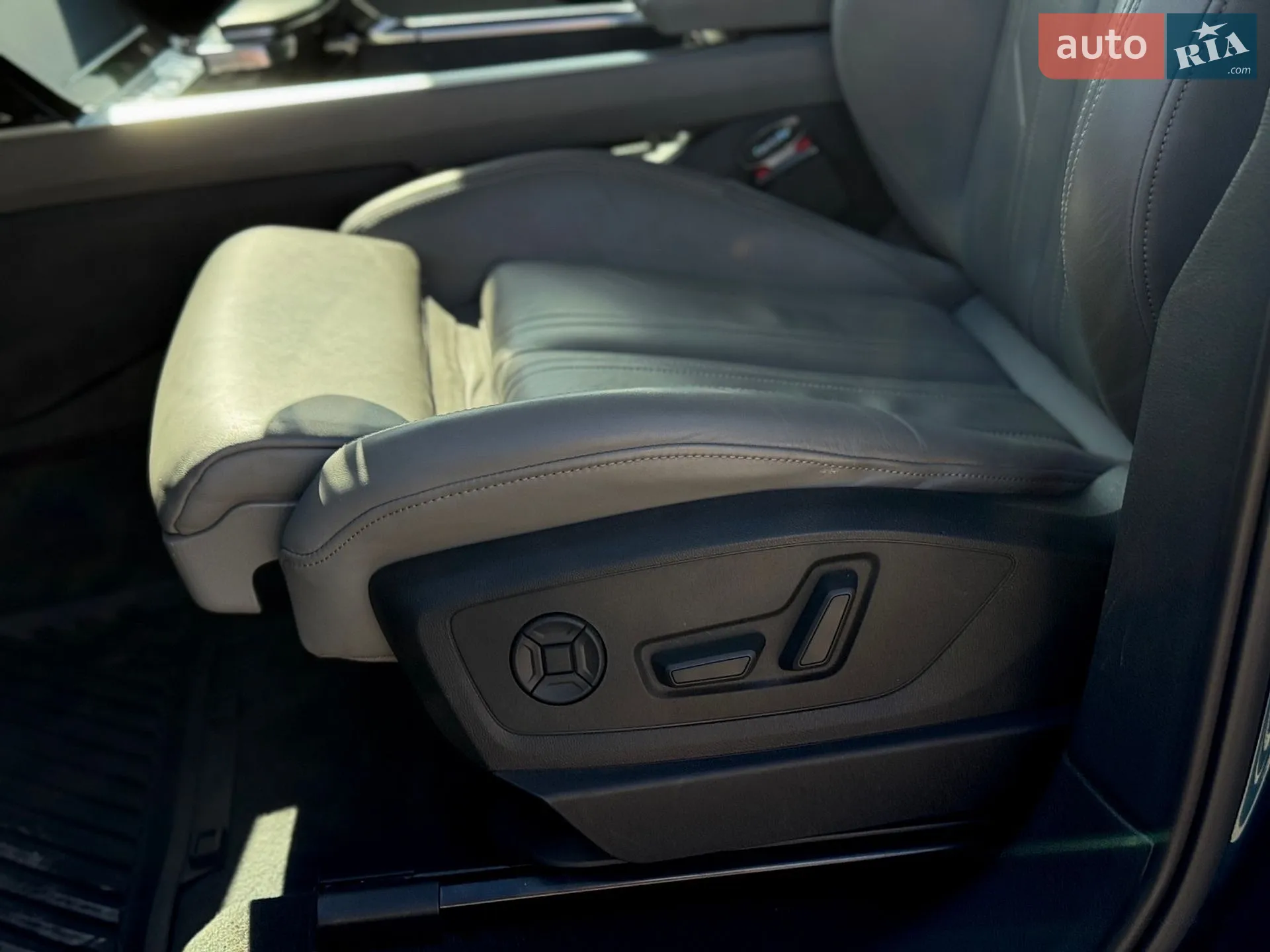 2018 Audi e-tron - мініатюра 47