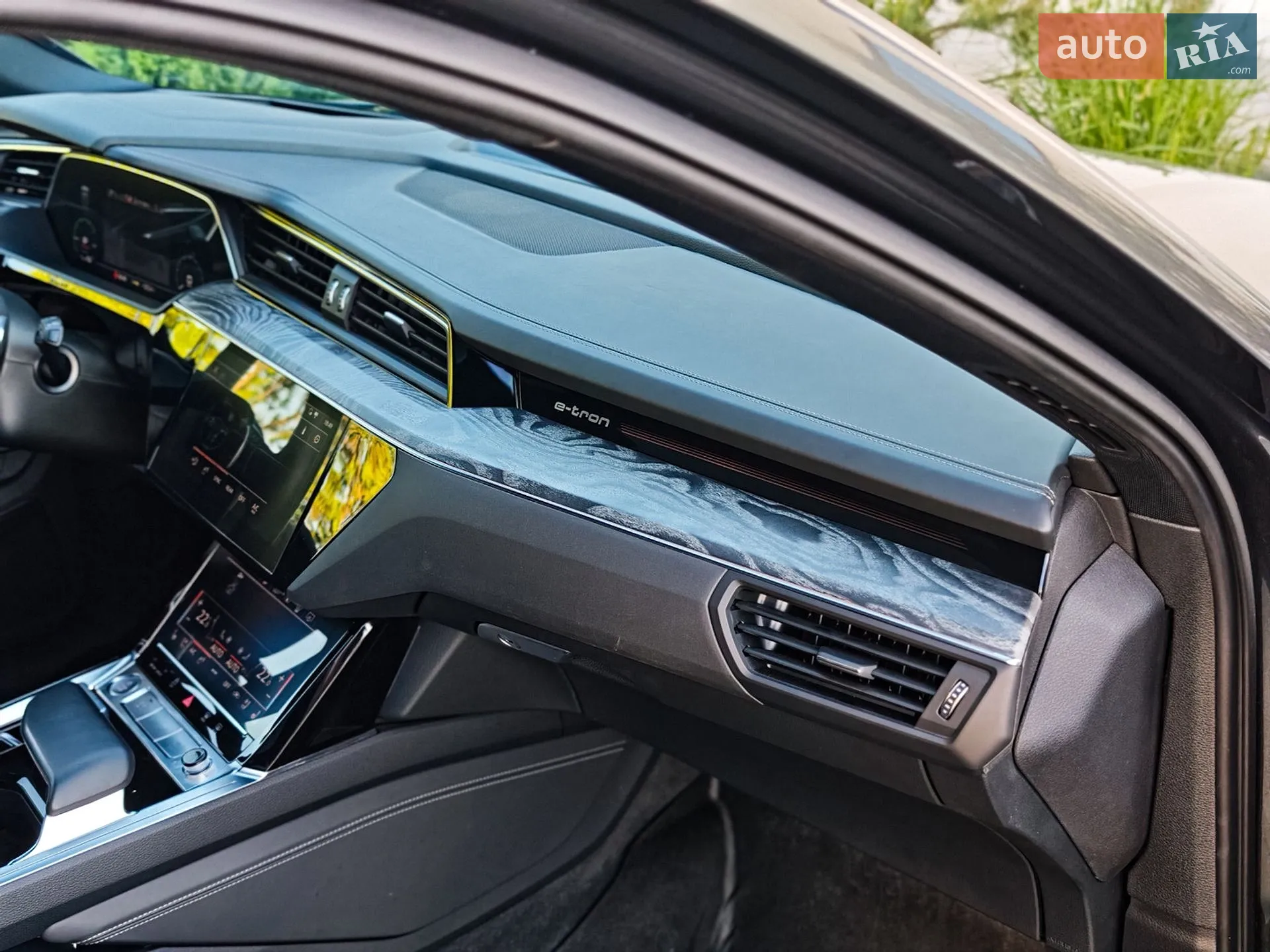 2019 Audi e-tron - мініатюра 39