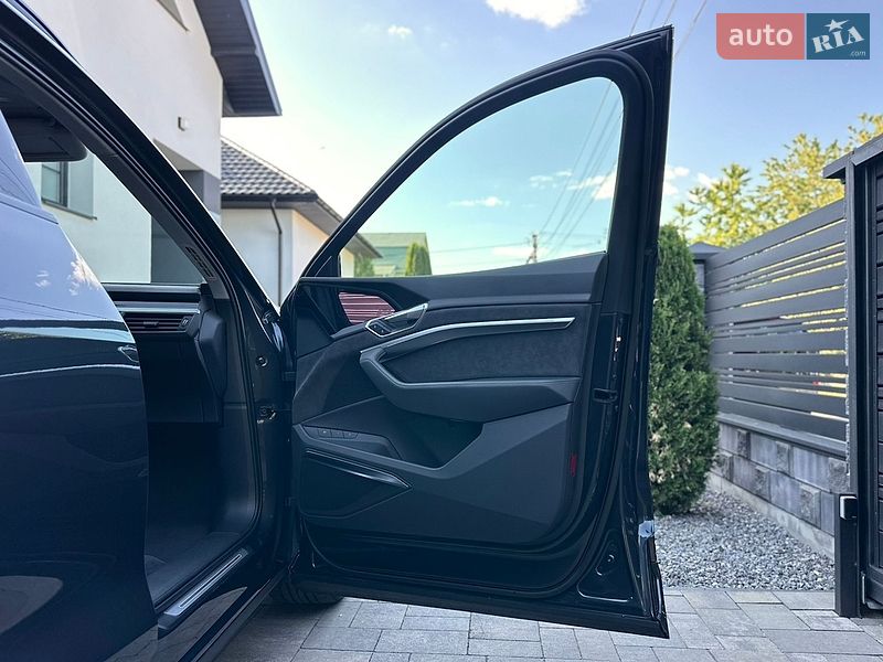 Внедорожник / Кроссовер Audi e-tron 2020 в Луцке