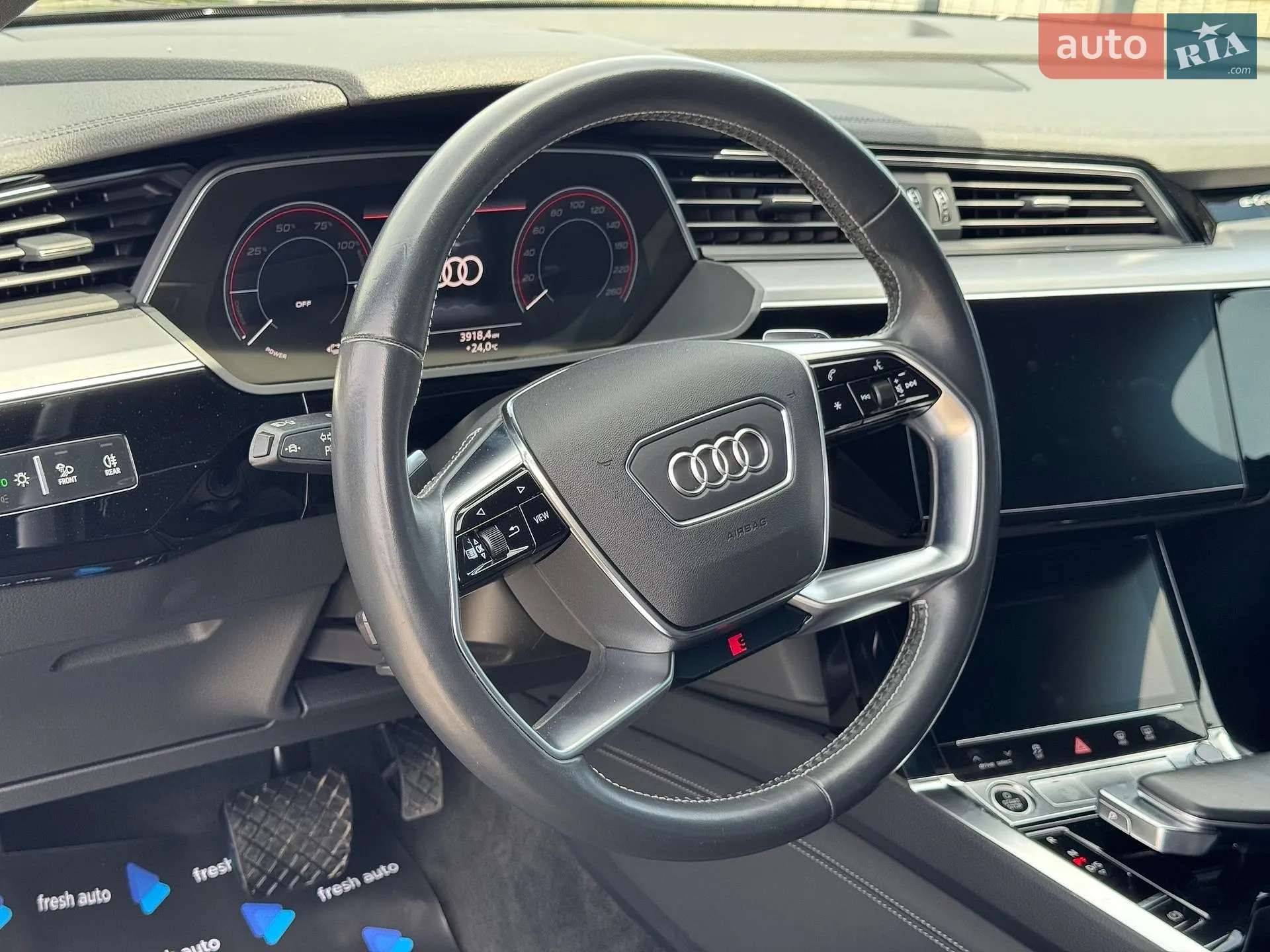 2021 Audi e-tron - мініатюра 16