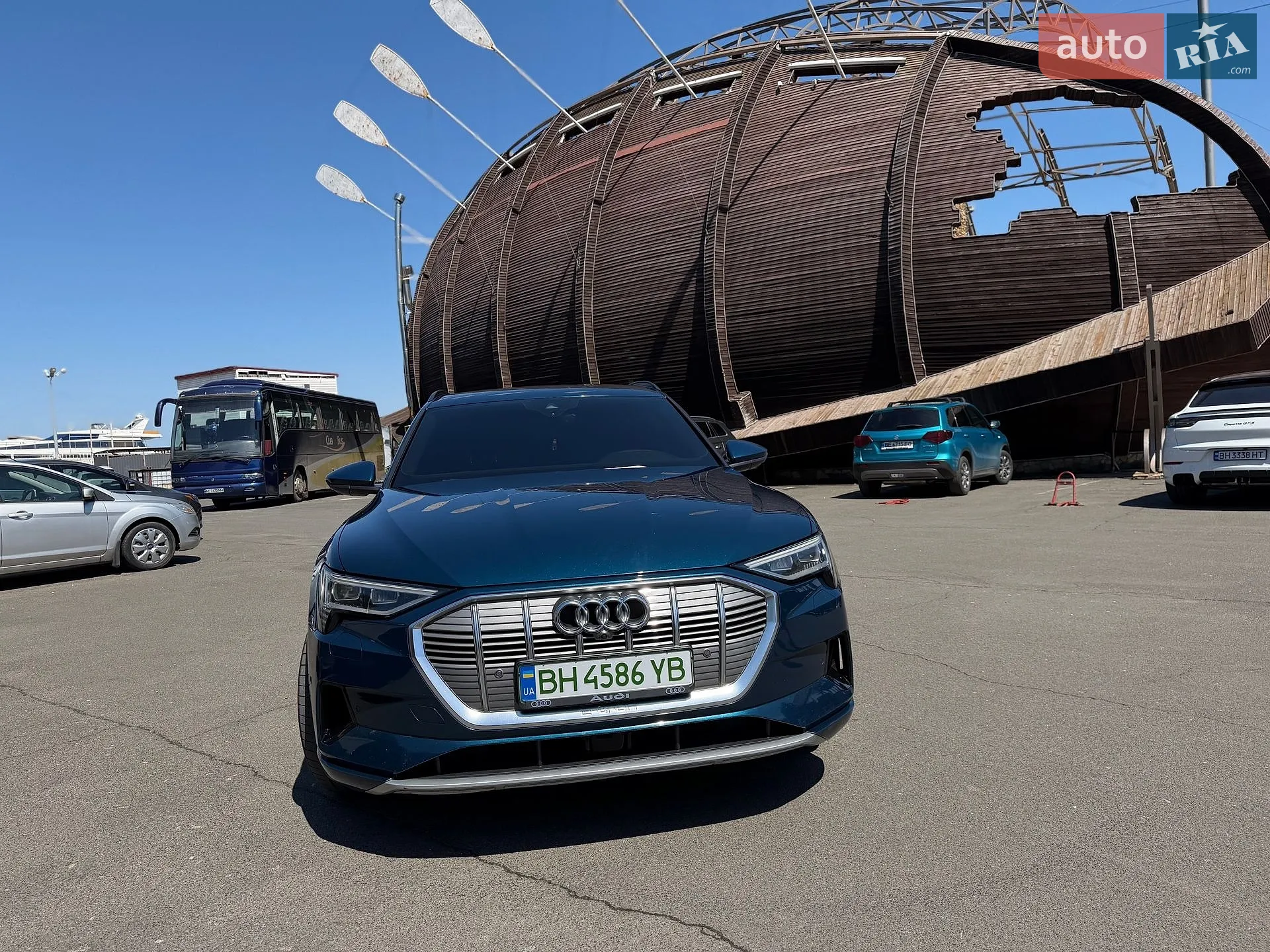 2019 Audi e-tron - мініатюра 2