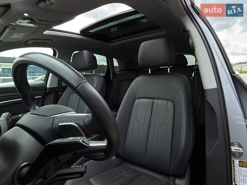 Внедорожник / Кроссовер Audi e-tron 2022 в Киеве