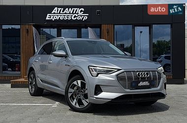 Позашляховик / Кросовер Audi e-tron 2022 в Києві