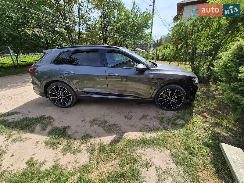 Внедорожник / Кроссовер Audi e-tron 2019 в Николаеве