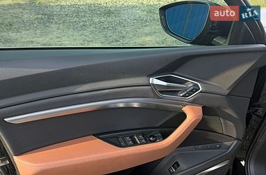Внедорожник / Кроссовер Audi e-tron 2019 в Черноморске