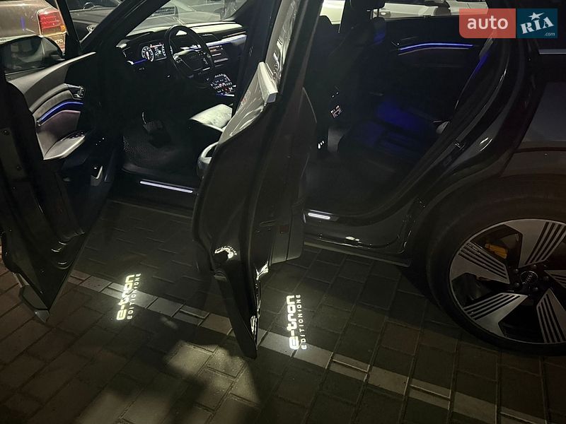 Внедорожник / Кроссовер Audi e-tron 2019 в Луцке