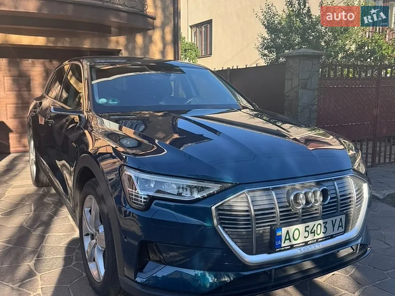 Audi e-tron 2021