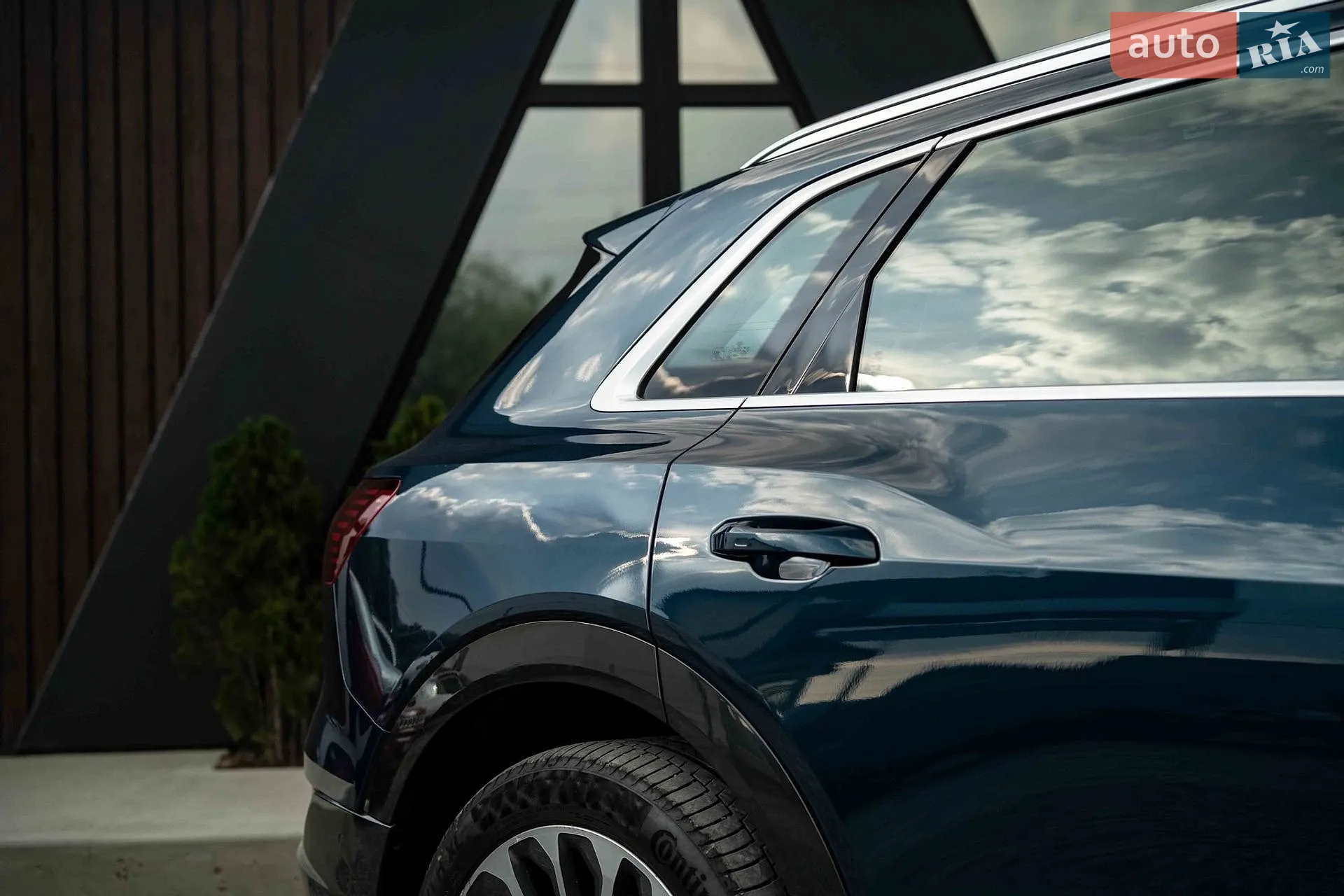 2019 Audi e-tron - мініатюра 18
