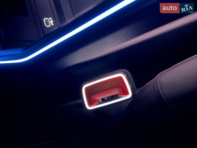 Позашляховик / Кросовер Audi e-tron 2022 в Рівному