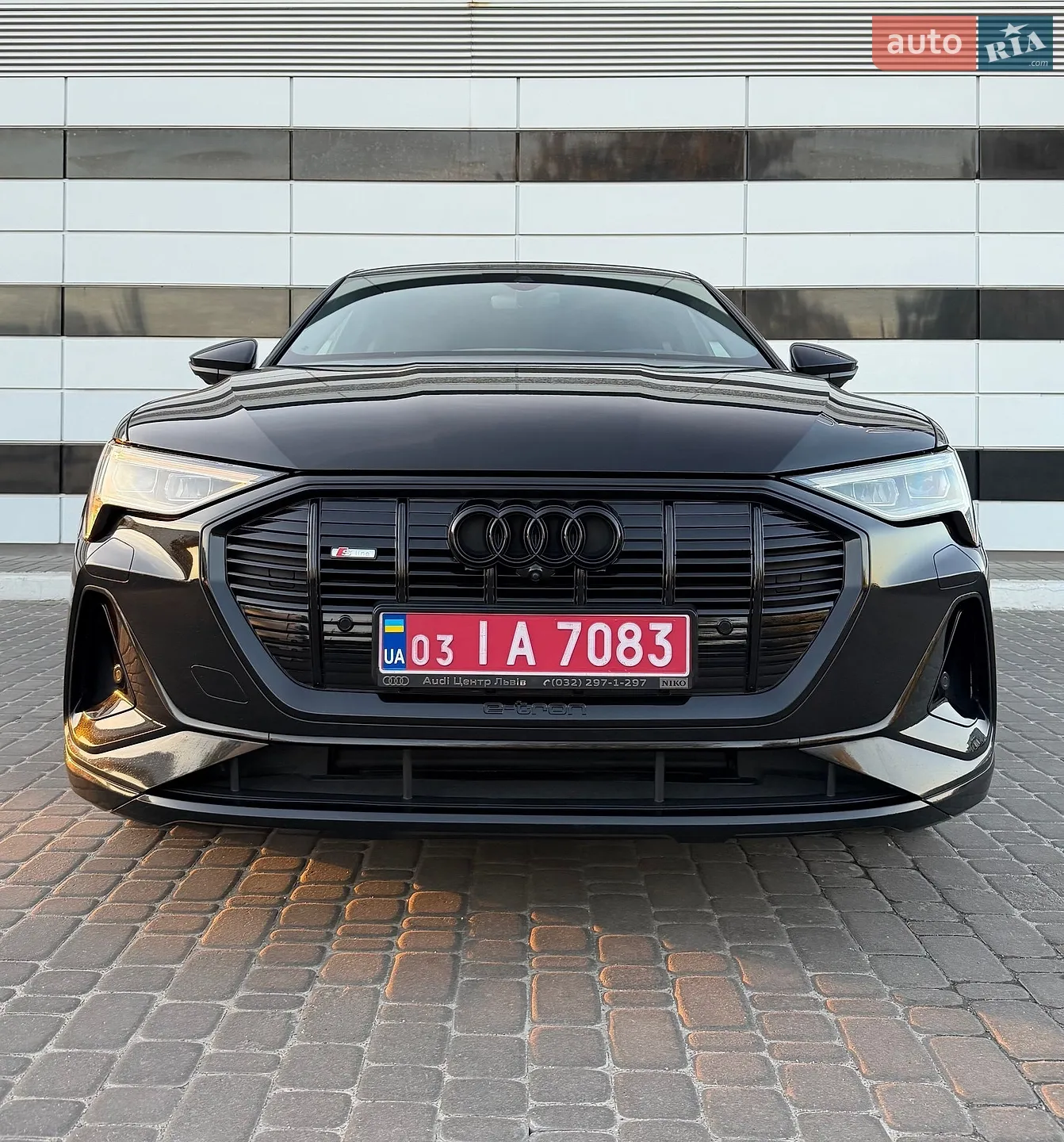 2022 Audi e-tron - мініатюра 3