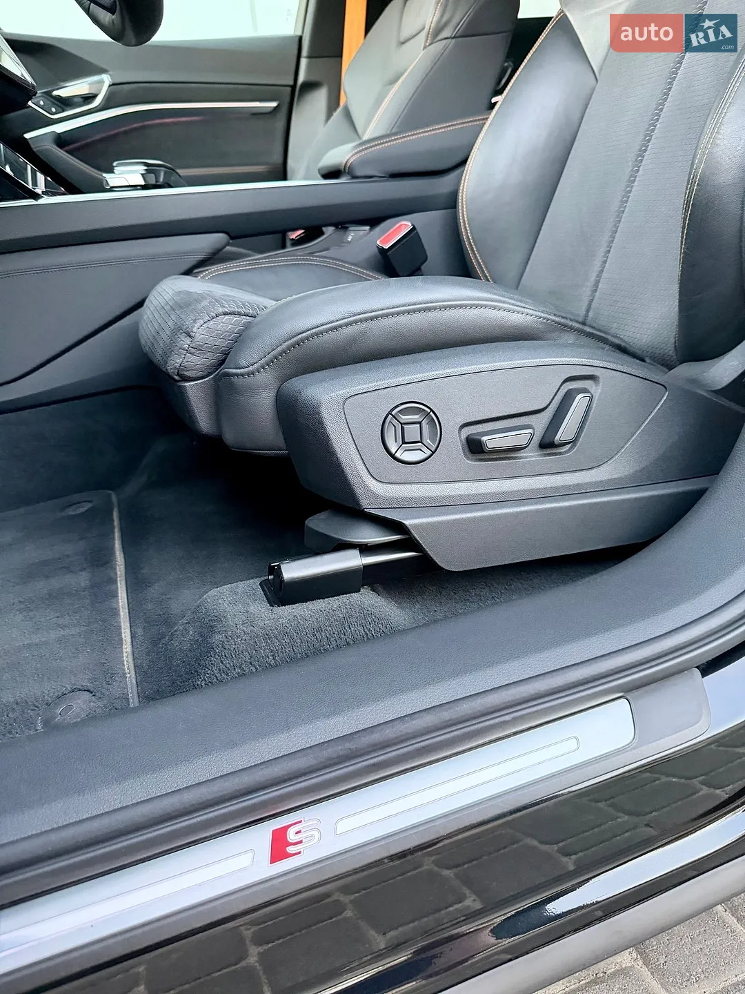2022 Audi e-tron - мініатюра 35