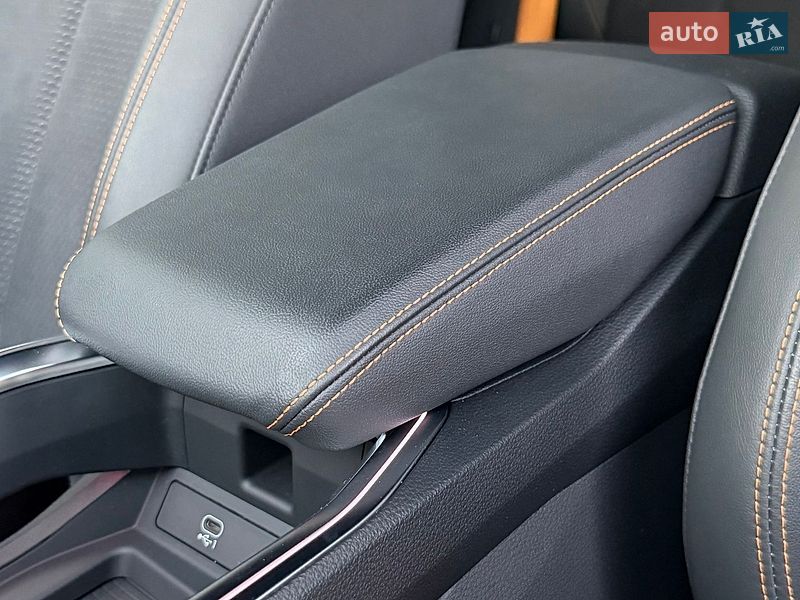 Позашляховик / Кросовер Audi e-tron 2022 в Рівному